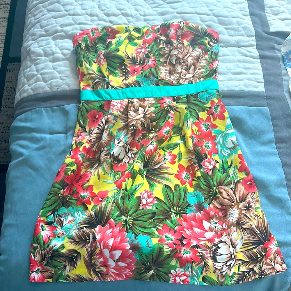 Summer fun flows dress size medium